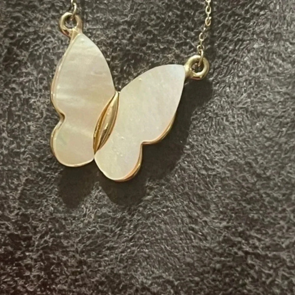 Pearl Jewelry - Mother of Pearl Butterfly Necklace